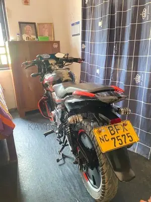 Bajaj Pulsar 150 2017