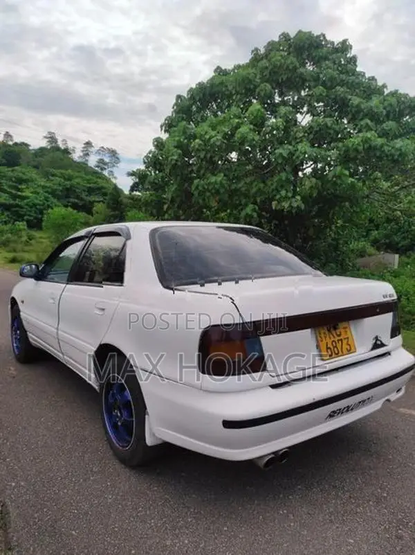 Hyundai Elantra GLXI 1992