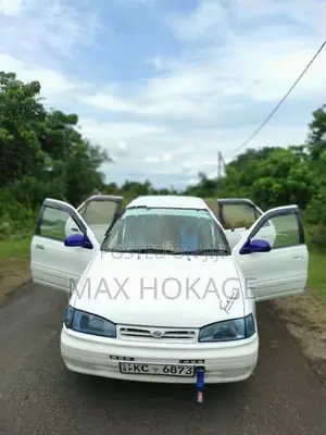 Hyundai Elantra GLXI 1992