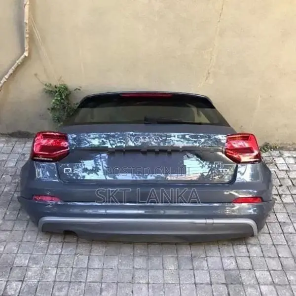 Genuine Audi Q2 S Line 2019 Rear Tailgate Door Bumper Led Lights Grey