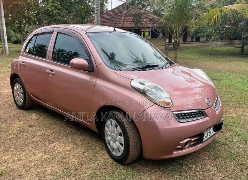 Nissan March 2010