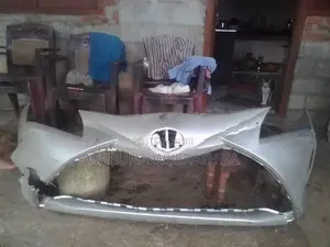 Toyota Vitz Front Buffer
