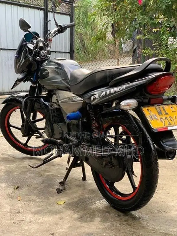 Bajaj Platina 100 2011