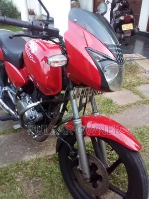 Bajaj Pulsar 150 2005