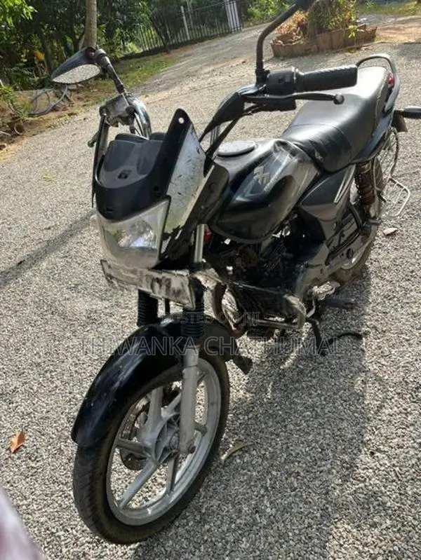 Bajaj Platina 100 2021