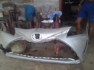 Toyota Vitz Front Buffer