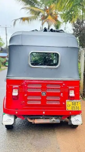 Bajaj RE Three Wheeler 2019