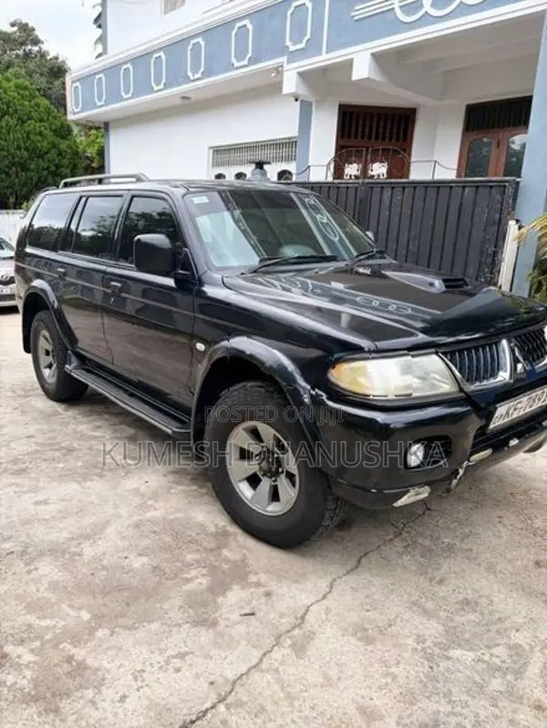 Mitsubishi Pajero 2007