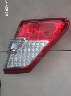 Toyota Premio NZT260 (2012MDL) RH Dicky Garnish
