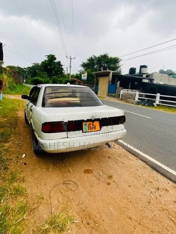 Nissan Sunny 1991