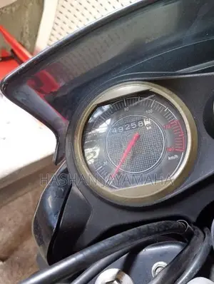 Bajaj V12 2018