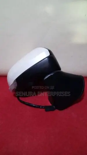 Toyota Roomy M900 Side Mirror Rh