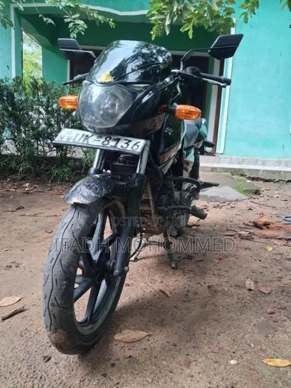 Bajaj Pulsar RS200 2008