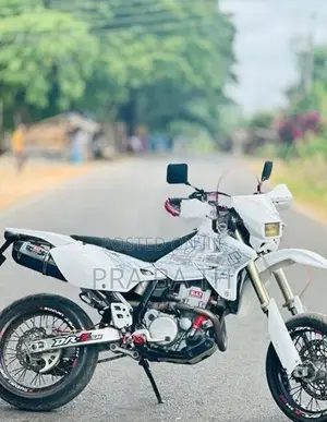 Suzuki DRZ 2010