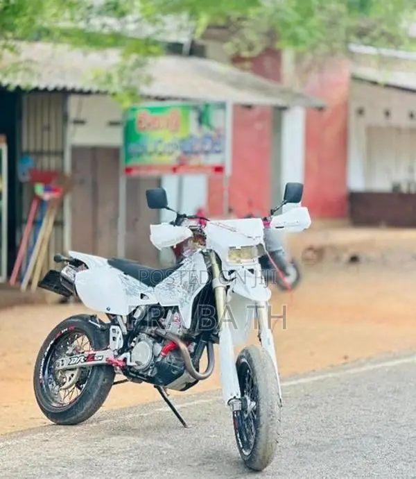 Suzuki DRZ 2010