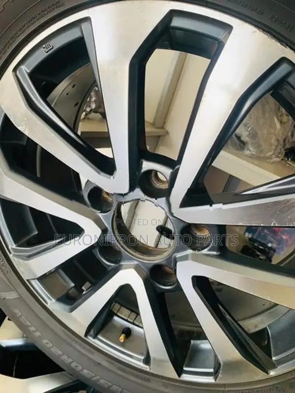 20-INCH TOYOTA LAND CRUISER SAHARA ALLOY WHEEL SET WITH TYRES FOR SALE