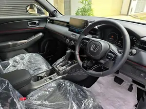 Honda Vezel RS PREMIUM 2026