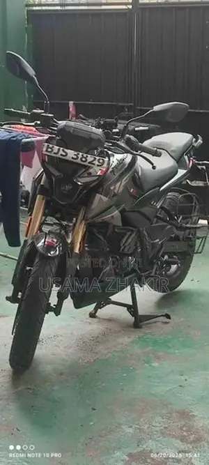 Bajaj Pulsar N160 2025