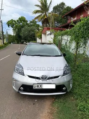 Toyota Prius 2012