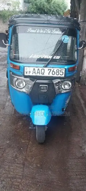 Bajaj RE 2014