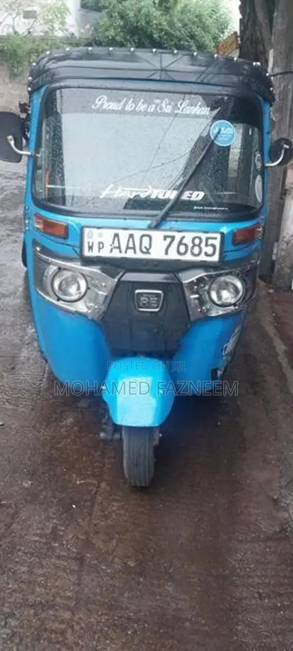 Bajaj RE 2014