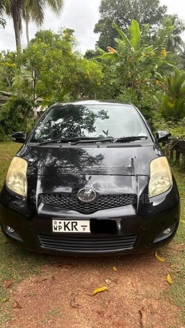 Toyota Vitz 2009