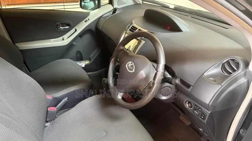 Toyota Vitz 2009