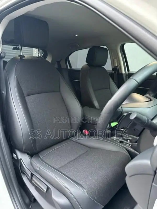 Honda Vezel Z-Premium 2025