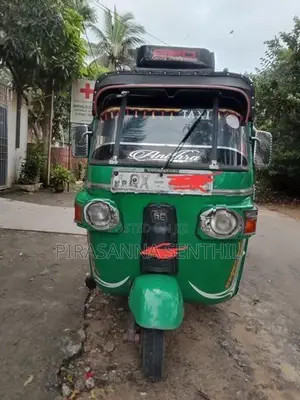 Bajaj RE atto 2010