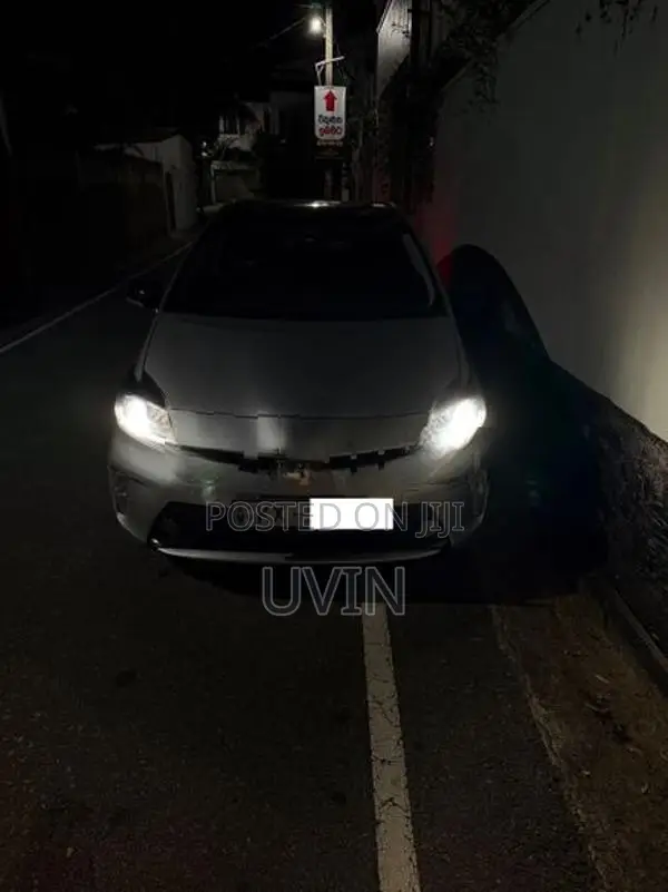 Toyota Prius 2012