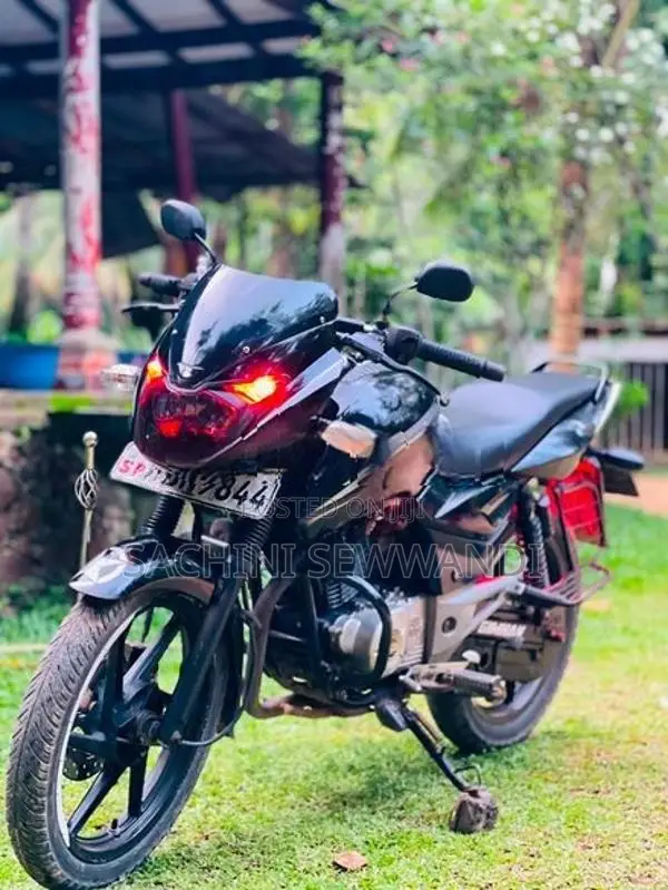 Bajaj Pulsar 150 2016