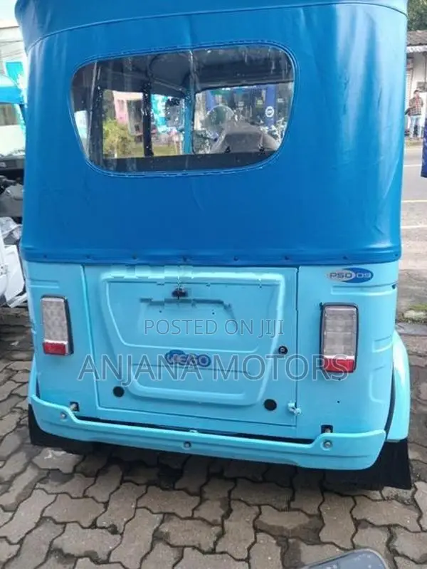 Bajaj Wego Three Wheel 2026