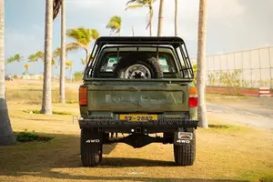 Toyota Hilux LN 106 1992