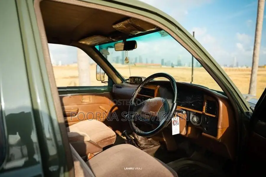 Toyota Hilux LN 106 1992