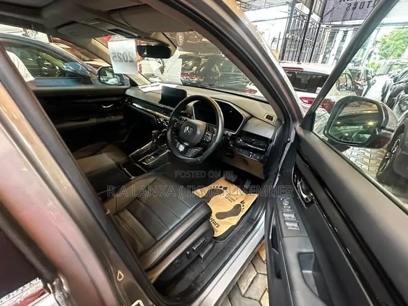 Honda CRV sport 7 2025