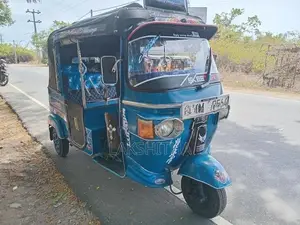 Bajaj RE threewheel 2011