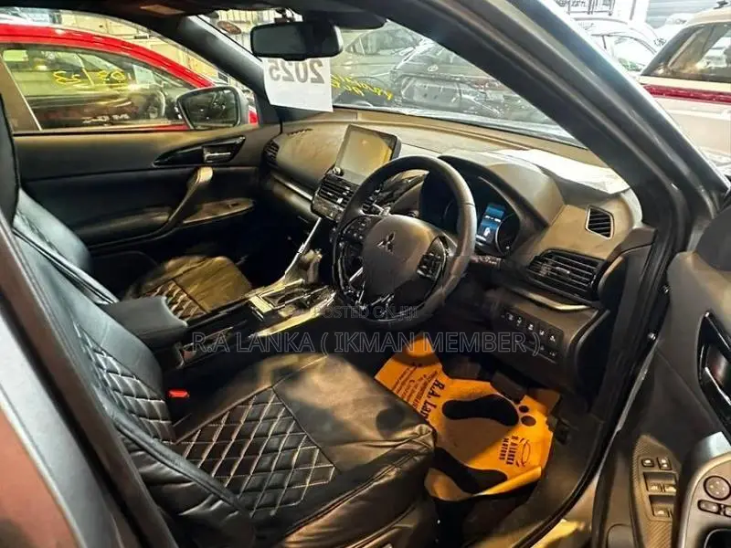 Mitsubishi Eclipse Cross BLACK EDITION 2025