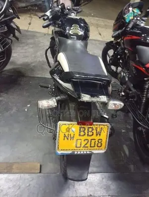 Bajaj Pulsar 150 2015
