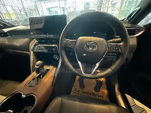 Toyota Harrier Leather Package 2025