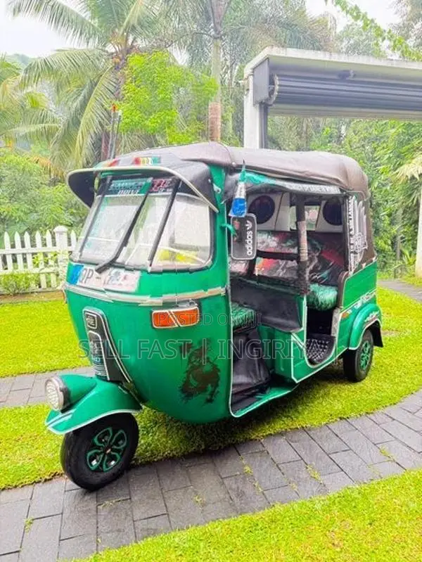 Bajaj RE Three Wheeler 2008
