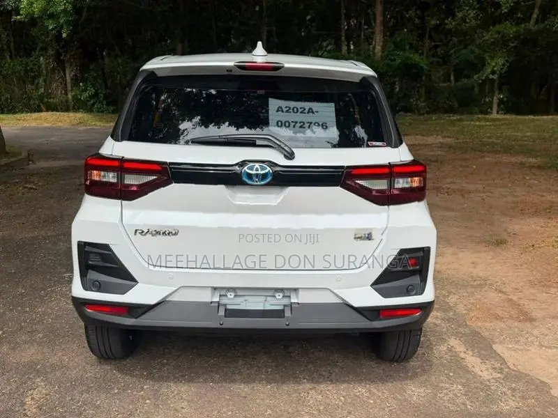 Toyota Raize Hybrid Z 2024