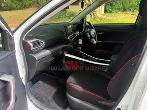 Toyota Raize Hybrid Z 2024