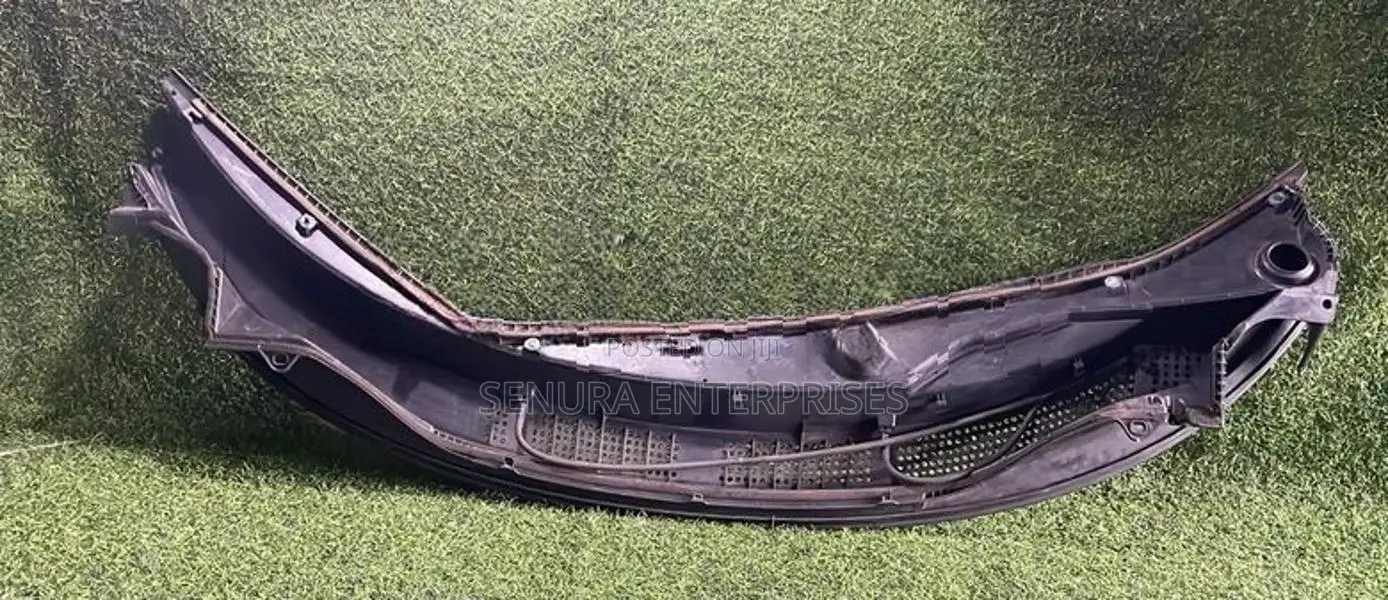 Honda CRZ-ZF1 Wiper Panel