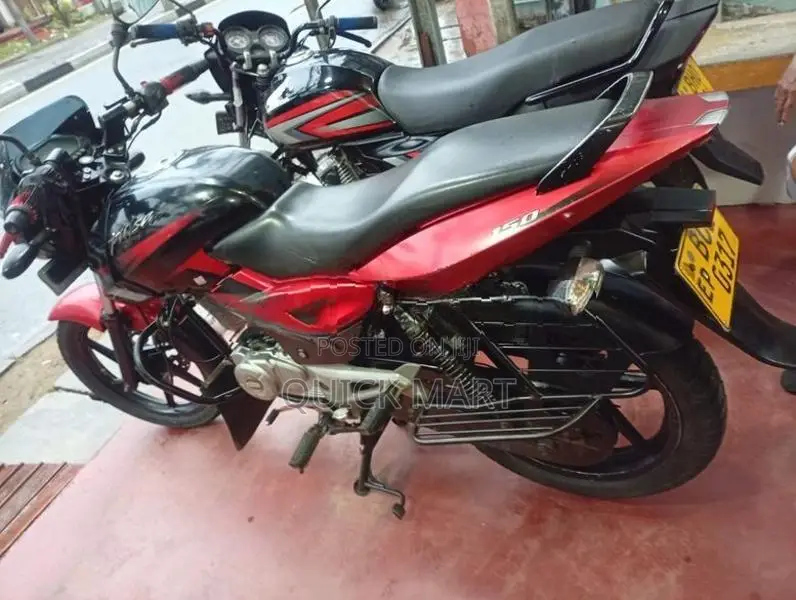 Bajaj Pulsar 150 2016
