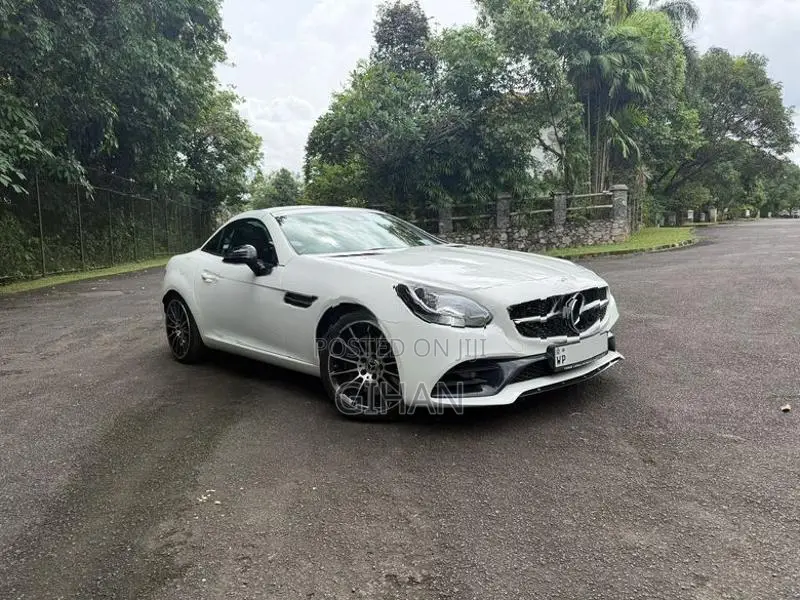 Mercedes Benz SLC 180 AMG Line Night Pack 2019