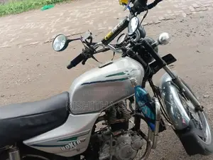 Bajaj Boxer 2003