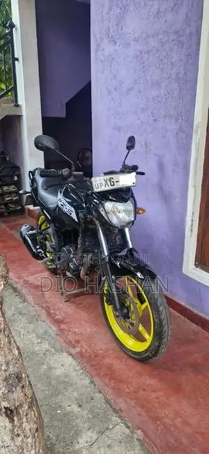 Yamaha FZ S V1 2012
