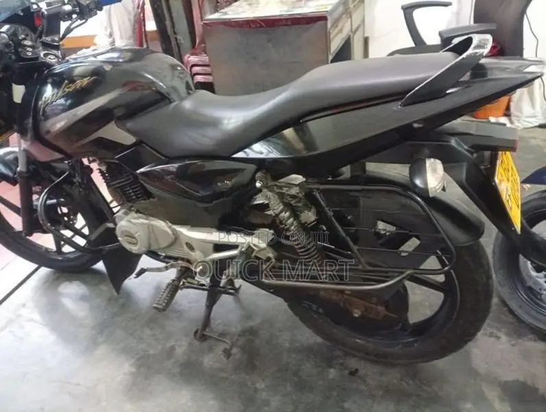 Bajaj Pulsar 150 2016