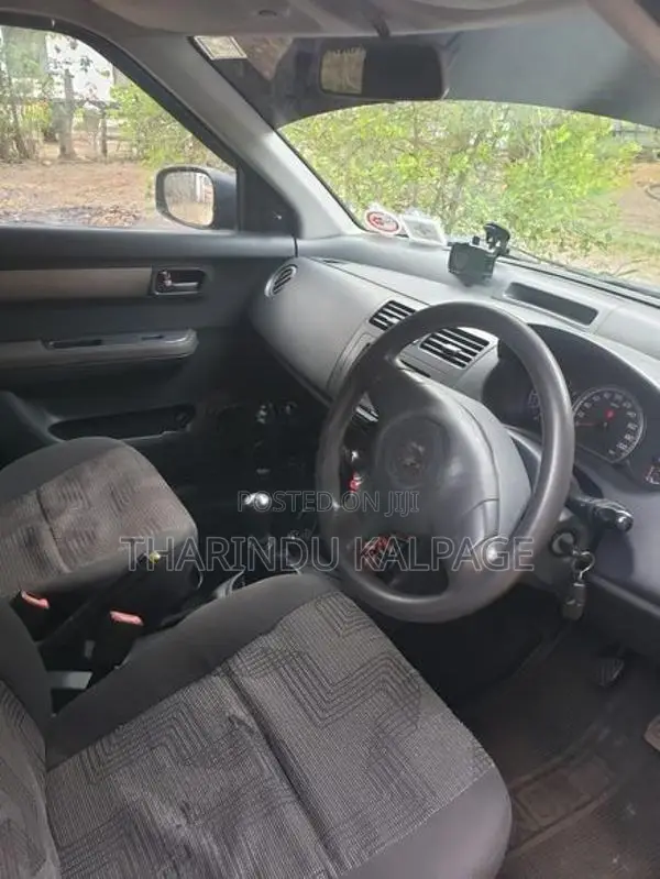 Suzuki Swift VXi 2007