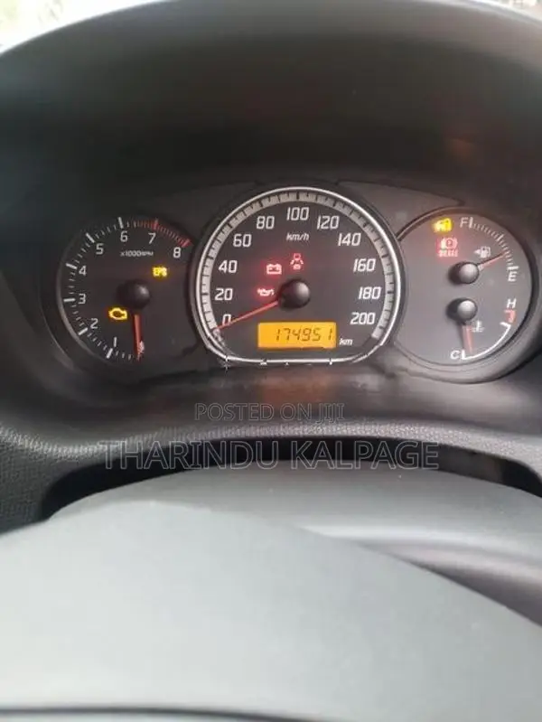 Suzuki Swift VXi 2007